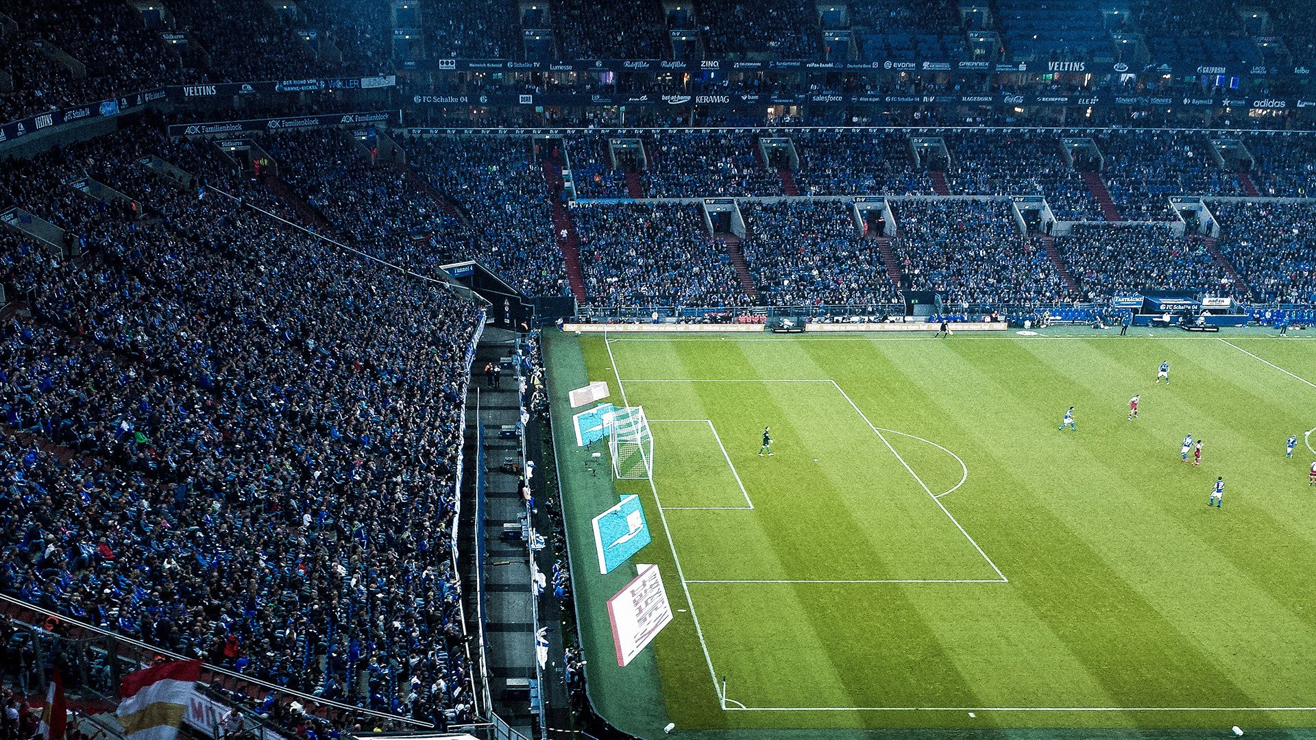 LPL选手操作极限刷新观众认知，lpl选手训练时间表